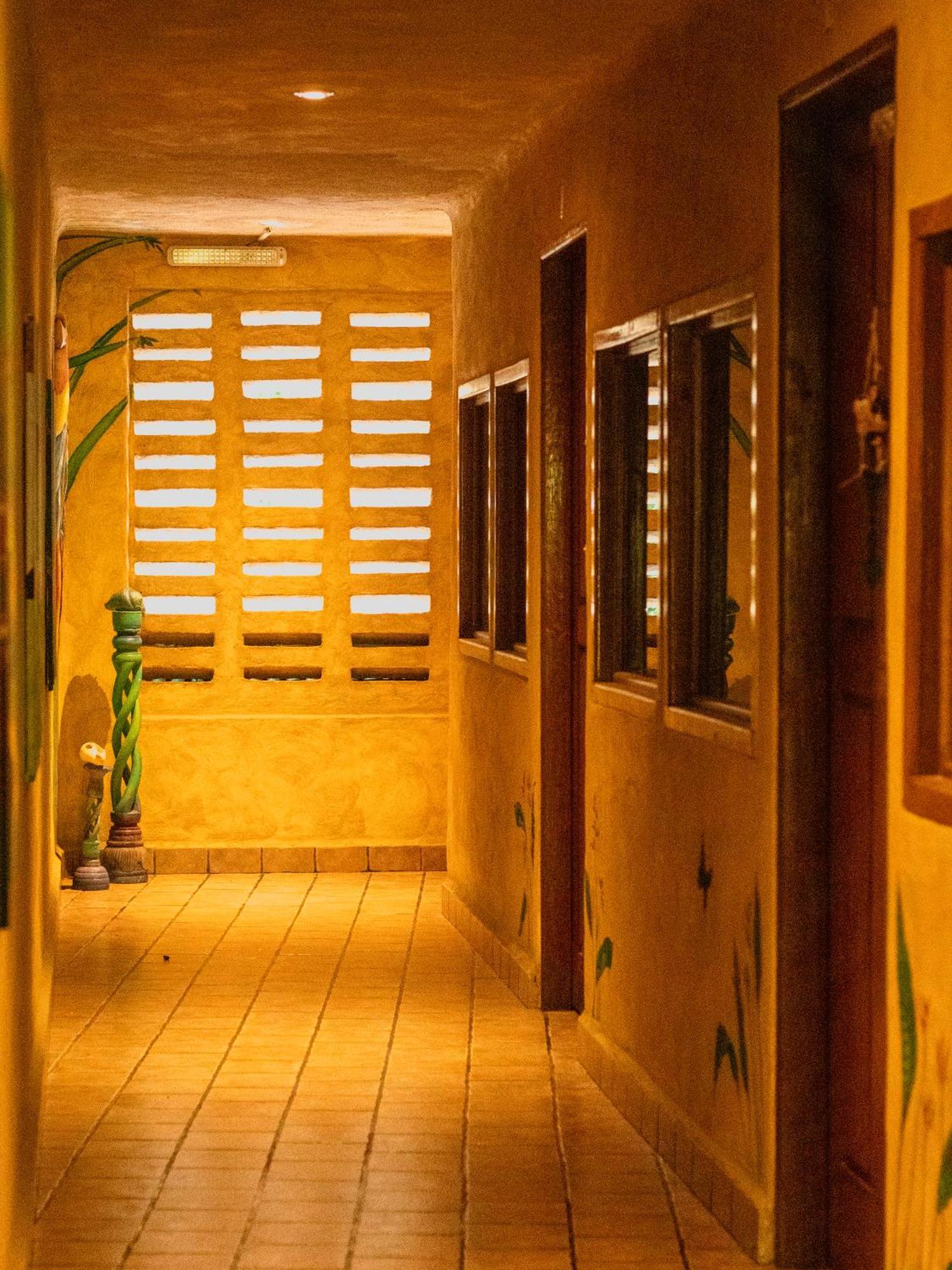 El Sano Banano Beachside Hotel Montezuma Buitenkant foto