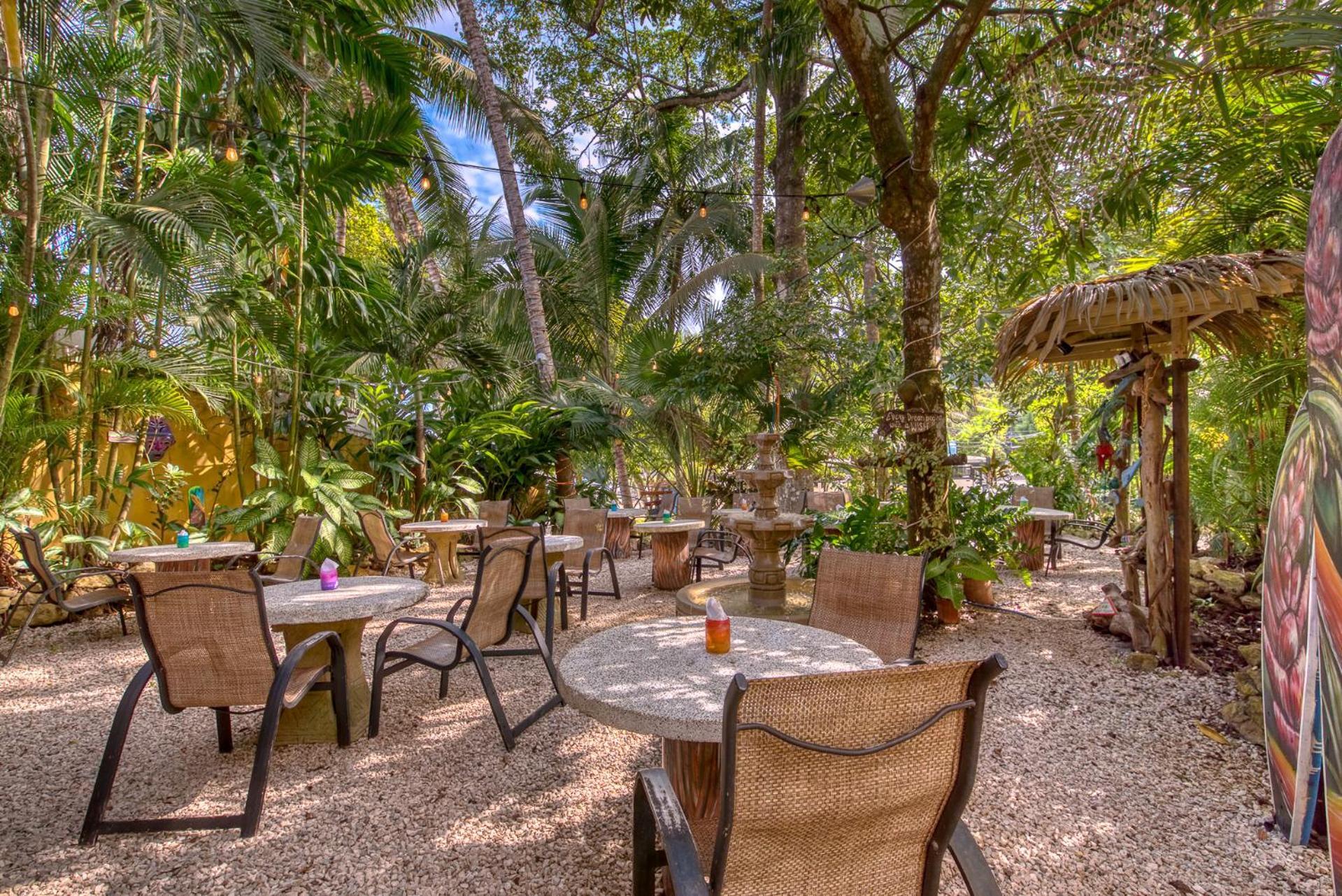 El Sano Banano Beachside Hotel Montezuma Buitenkant foto