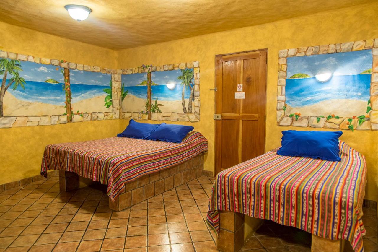 El Sano Banano Beachside Hotel Montezuma Buitenkant foto